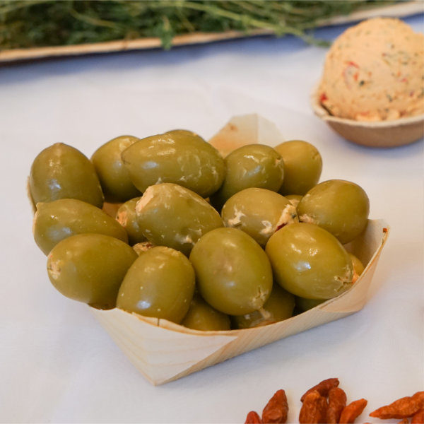 Frischkäse gefüllte grüne Oliven - Oliviano.de